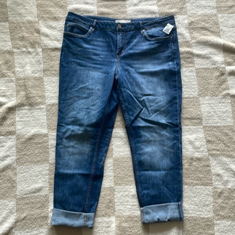 Maurices jeans